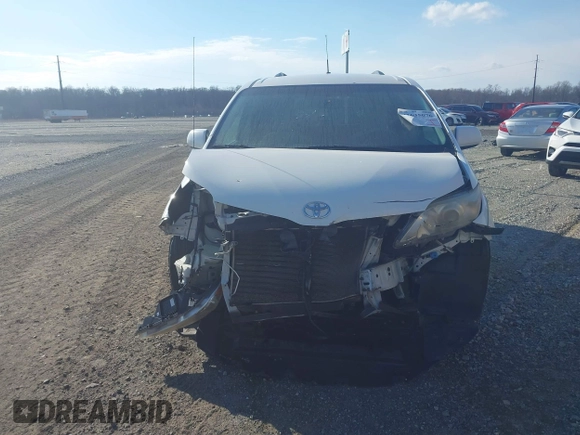 2013 Toyota Sienna LE with VIN 5TDJK3DC0DS066829, listed as a IAAI auction lot 41635076 with 205,808 mi miles and . Bid and sale history available at DreamBid. Image 12.