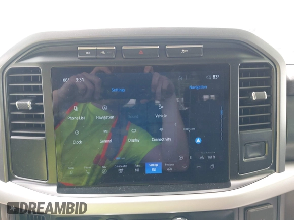 2023 Ford F-150 Lightning Pro with VIN 1FTVW1EL6PWG30061, listed as a IAAI auction lot 42362295 with 22,481 mi miles and . Bid and sale history available at DreamBid. Image 18.