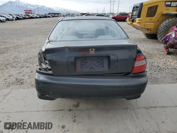 1995 Honda Accord LX with VIN JHMCD5633SC063013, listed as a Copart auction lot 52360725 with 150,552 mi miles and Salvage Title. Bid and sale history available at carsss.com. Image 6.