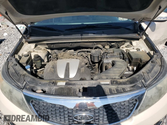 2011 Kia Sorento EX with VIN 5XYKU4A29BG116105, listed as a Copart auction lot 52570045 with 268,549 mi miles and Salvage Title. Bid and sale history available at carsss.com. Image 12.