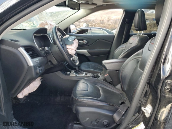 2018 Jeep Cherokee Trailhawk with VIN 1C4PJMBX3JD526372, listed as a Copart auction lot 47895315 with 90,505 mi miles and Salvage Title. Bid and sale history available at carsss.com. Image 7.