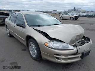 2004 Dodge Intrepid SE with VIN 2B3HD46R64H607124, listed as a IAAI auction lot 41698169 with 117,465 mi miles. Bid and sale history available at carsss.com. Image 1.
