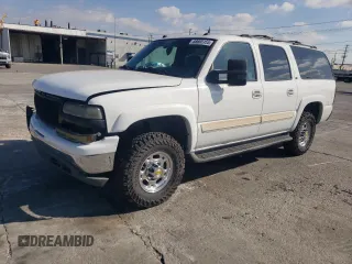 2004 Chevrolet Suburban LS with VIN 3GNGK26U94G215965, listed as a Copart auction lot 88605155 with 161,886 mi miles and Salvage Title. Bid and sale history available at carsss.com. Image 1.
