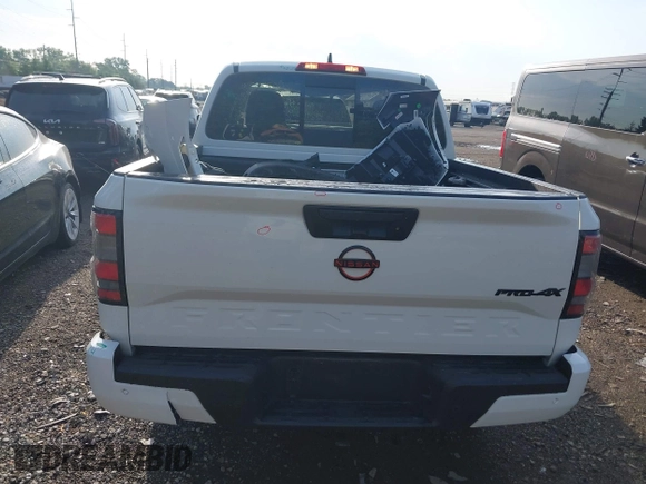 2024 Nissan Frontier SL with VIN 1N6ED1EK2RN656501, listed as a IAAI auction lot 42265453 with 3,813 mi miles and . Bid and sale history available at DreamBid. Image 17.