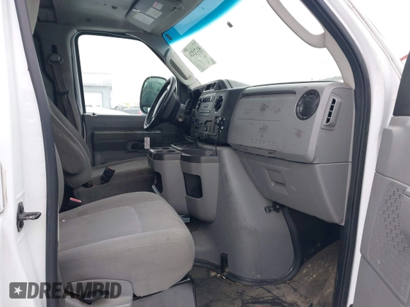 2014 Ford Econoline Cargo Super Duty Commercial with VIN 1FTSE3EL5EDA27709, listed as a IAAI auction lot 41215241 with 214,536 mi miles and . Bid and sale history available at carsss.com. Image 5.