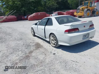 2000 Honda Prelude with VIN JHMBB6245YC007217, listed as a IAAI auction lot 42073430 with 133,492 mi miles and . Bid and sale history available at DreamBid. Image 3.