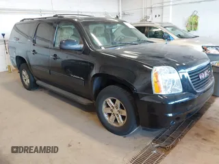 2012 GMC Yukon XL SLT with VIN 1GKS2KE72CR183734, listed as a IAAI auction lot 41116939 with 1 mi miles. Bid and sale history available at carsss.com. Image 1.