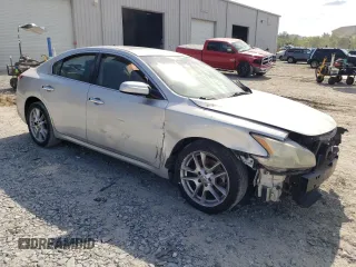 2009 Nissan Maxima S z VIN 1N4AA51E59C857084, wystawiony jako Copart lot #52403955 z przebiegiem Nie podano mil oraz Szkoda całkowita • Salvage title. Historia ofert i sprzedaży dostępna na DreamBid. Obrazek 4.