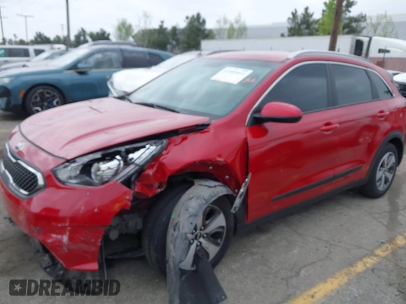 2018 Kia Niro LX with VIN KNDCB3LC7J5140579, listed as a IAAI auction lot 41895014 with 17,683 mi miles. Bid and sale history available at carsss.com. Image 17.