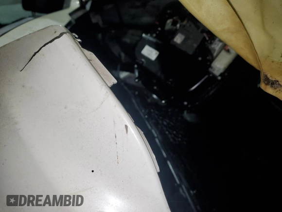 2019 Jeep Cherokee High Altitude z VIN 1C4PJMDXXKD418412, wystawiony jako Copart lot #42813455 z przebiegiem 42 376 mil mil oraz Szkoda całkowita • Salvage title. Historia ofert i sprzedaży dostępna na DreamBid. Obrazek 8.