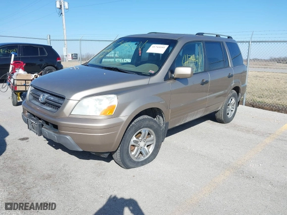 2003 Honda Pilot EX with VIN 2HKYF18513H547292, listed as a IAAI auction lot 41744101 with 236,852 mi miles. Bid and sale history available at carsss.com. Image 2.