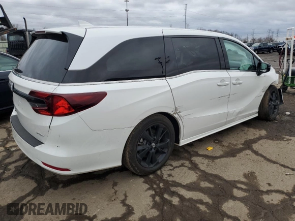 2023 Honda Odyssey Sport with VIN 5FNRL6H75PB076828, listed as a Copart auction lot 81777114 with 8,295 mi miles and Salvage Title. Bid and sale history available at carsss.com. Image 3.