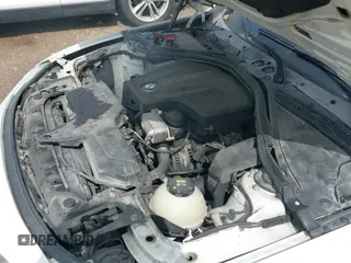 2017 BMW 3 Series 320i с VIN WBA8E1G59HNU14577, выставлен на аукционе IAAI как лот 42200124 с пробегом 174 658 миль миль и . История ставок и продаж доступна на DreamBid. Изображение 13.