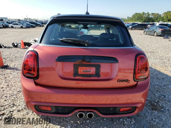 2021 MINI Hardtop 4 Door Cooper S with VIN WMWXU9C06M2N39992, listed as a Copart auction lot 72837174 with 22,488 mi miles and Salvage title. Bid and sale history available at DreamBid. Image 6.