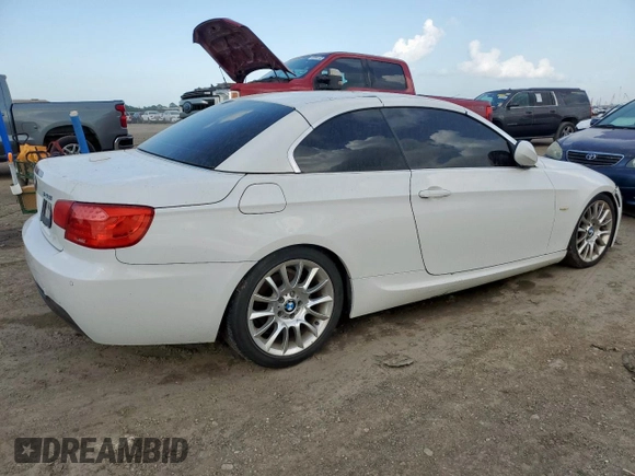 2012 BMW 3 Series 328i z VIN WBADW3C50CE822438, wystawiony jako Copart lot #61814435 z przebiegiem 153 078 mil mil oraz Czysty tytuł • Clean title. Historia ofert i sprzedaży dostępna na DreamBid. Obrazek 3.