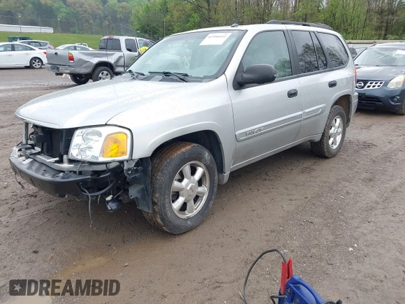 2005 GMC Envoy SLE z VIN 1GKDT13S752159660, wystawiony jako IAAI lot #41996041 z przebiegiem 133 948 mil mil oraz . Historia ofert i sprzedaży dostępna na DreamBid. Obrazek 2.