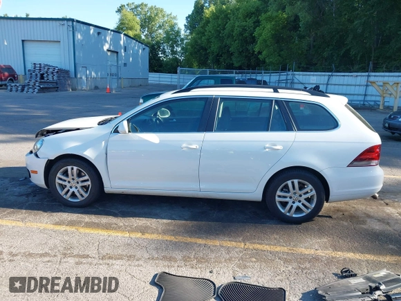 2013 Volkswagen Jetta TDI с VIN 3VWPL7AJ8DM662365, выставлен на аукционе IAAI как лот 42654920 с пробегом 145 785 миль миль и . История ставок и продаж доступна на DreamBid. Изображение 15.