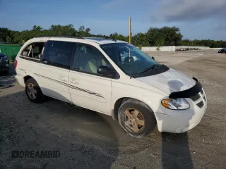2005 Dodge Caravan SXT with VIN 2D4GP44L45R585381, listed as a Copart auction lot 66082085 with 195,700 mi miles and Salvage title. Bid and sale history available at DreamBid. Image 4.