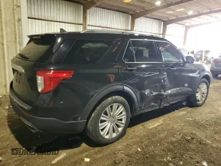 2022 Ford Explorer King Ranch with VIN 1FM5K7LCXNGA76706, listed as a Copart auction lot 83227544 with 28,879 mi miles and Salvage Title. Bid and sale history available at carsss.com. Image 3.