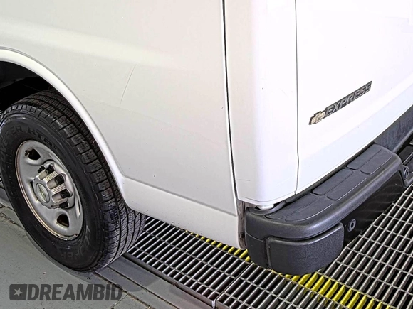 2021 Chevrolet Express Cargo with VIN 1GCWGAFP2M1303152, listed as a IAAI auction lot 42672934 with 68,671 mi miles and . Bid and sale history available at DreamBid. Image 13.