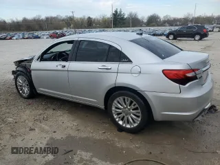2012 Chrysler 200 Limited with VIN 1C3CCBCG5CN113303, listed as a Copart auction lot 50372515 with 152,397 mi miles and Salvage Title. Bid and sale history available at carsss.com. Image 2.