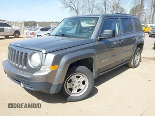 2012 Jeep Patriot Sport z VIN 1C4NJPBA8CD673987, wystawiony jako IAAI lot #41747083 z przebiegiem 186 132 mil mil oraz . Historia ofert i sprzedaży dostępna na DreamBid. Obrazek 2.