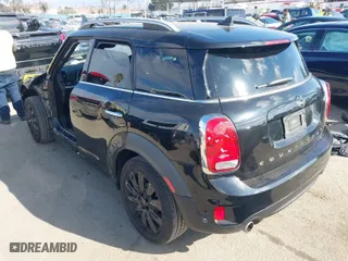 2019 MINI Countryman Cooper S with VIN WMZYT3C53K3J32447, listed as a IAAI auction lot 41480577 with NaN miles. Bid and sale history available at carsss.com. Image 3.