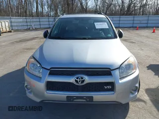 2010 Toyota RAV4 Ltd with VIN 2T3DK4DVXAW035666, listed as a IAAI auction lot 41780591 with 149,710 mi miles. Bid and sale history available at carsss.com. Image 12.