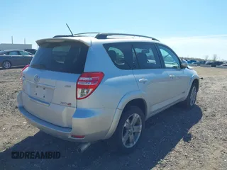 2010 Toyota RAV4 Sport с VIN JTMRK4DV3A5097052, выставлен на аукционе IAAI как лот 42091342 с пробегом Не указан миль и . История ставок и продаж доступна на DreamBid. Изображение 4.