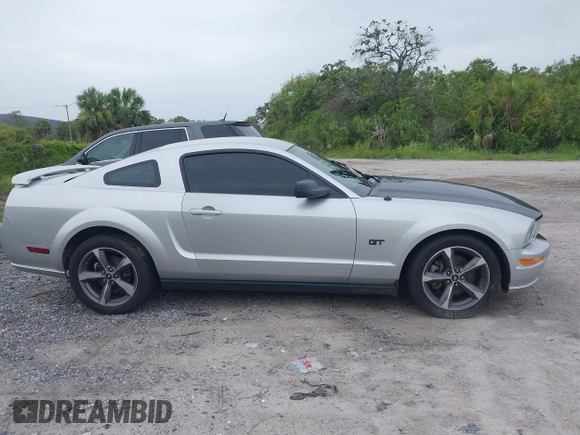 2007 Ford Mustang GT Deluxe with VIN 1ZVFT82H575250931, listed as a IAAI auction lot 42631956 with 152,886 mi miles and . Bid and sale history available at DreamBid. Image 13.