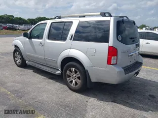 2011 Nissan Pathfinder LE with VIN 5N1AR1NB9BC628744, listed as a IAAI auction lot 41975483 with 93,632 mi miles. Bid and sale history available at carsss.com. Image 3.