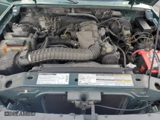 2000 Ford Ranger XLT with VIN 1FTYR11X0YTA32855, listed as a Copart auction lot 84517284 with 100,235 mi miles and Salvage Title. Bid and sale history available at carsss.com. Image 12.