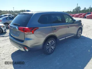 2020 Mitsubishi Outlander ES z VIN JA4AD2A37LJ001216, wystawiony jako IAAI lot #41623939 z przebiegiem 66 282 mil mil oraz . Historia ofert i sprzedaży dostępna na DreamBid. Obrazek 4.