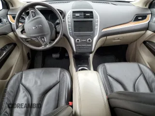 2017 Lincoln MKC Select with VIN 5LMCJ2D97HUL27930, listed as a Copart auction lot 51313915 with 110,657 mi miles and Clean Title. Bid and sale history available at DreamBid. Image 8.