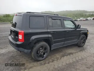 2015 Jeep Patriot Sport z VIN 1C4NJPBA6FD139228, wystawiony jako Copart lot #58548755 z przebiegiem 99 078 mil mil oraz Czysty tytuł • Clean title. Historia ofert i sprzedaży dostępna na DreamBid. Obrazek 3.