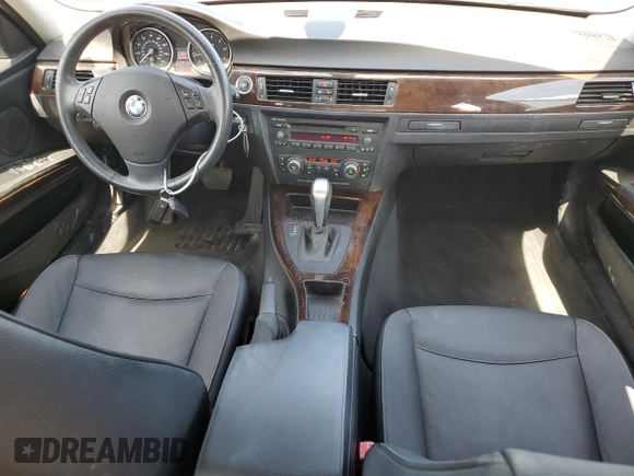 2010 BMW 3 Series 328i xDrive with VIN WBAPK5C51AA647206, listed as a Copart auction lot 52139085 with 115,883 mi miles and Salvage title. Bid and sale history available at DreamBid. Image 8.