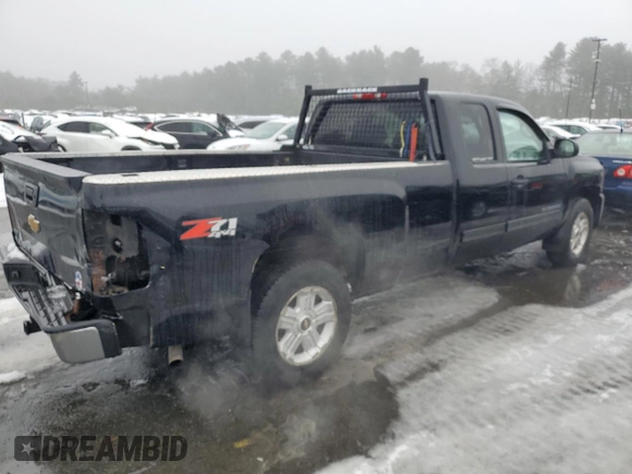 2011 Chevrolet Silverado 1500 LT with VIN 1GCRKSE06BZ193579, listed as a Copart auction lot 44763445 with 149,934 mi miles and Salvage Title. Bid and sale history available at DreamBid. Image 3.