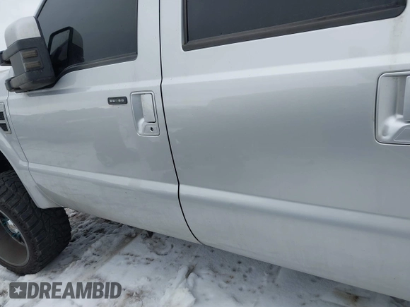 2010 Ford Super Duty F-250 SRW XL with VIN 1FTSW2BR4AEA91731, listed as a IAAI auction lot 41623718 with 186,042 mi miles. Bid and sale history available at carsss.com. Image 14.