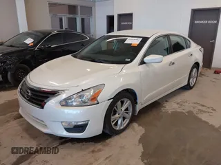 2014 Nissan Altima 2.5 with VIN 1N4AL3AP9EC427391, listed as a IAAI auction lot 41668502 with 93,482 mi miles. Bid and sale history available at carsss.com. Image 17.