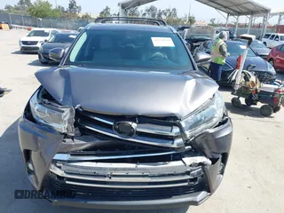 2017 Toyota Highlander Limited with VIN 5TDDZRFHXHS360717, listed as a IAAI auction lot 42571156 with 104,876 mi miles and . Bid and sale history available at DreamBid. Image 12.