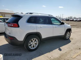 2015 Jeep Cherokee Latitude with VIN 1C4PJMCB3FW668400, listed as a Copart auction lot 48825454 with 111,284 mi miles and Non Repairable. Bid and sale history available at carsss.com. Image 3.