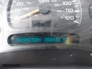 2003 Chevrolet Silverado 1500 with VIN 2GCEC19T731186984, listed as a IAAI auction lot 41521313 with 288,433 mi miles. Bid and sale history available at carsss.com. Image 16.