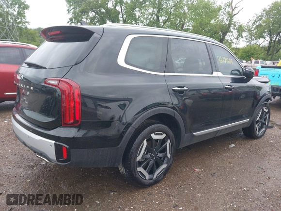 2024 Kia Telluride S with VIN 5XYP64GC3RG552314, listed as a IAAI auction lot 42289614 with 2,408 mi miles and . Bid and sale history available at DreamBid. Image 4.