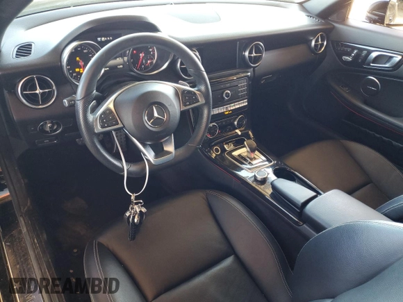 2020 Mercedes-Benz SLC 300 z VIN WDDPK3JA1LF166763, wystawiony jako Copart lot #82894704 z przebiegiem 37 870 mil mil oraz Szkoda całkowita • Salvage title. Historia ofert i sprzedaży dostępna na DreamBid. Obrazek 8.