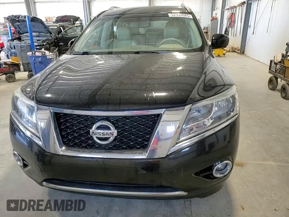 2014 Nissan Pathfinder Platinum with VIN 5N1AR2MM4EC642497, listed as a Copart auction lot 52933525 with 102,388 mi miles and Clean title. Bid and sale history available at DreamBid. Image 12.