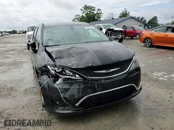 2018 Chrysler Pacifica Touring Plus with VIN 2C4RC1FG8JR116594, listed as a Copart auction lot 55222635 with 166,061 mi miles and Salvage title. Bid and sale history available at DreamBid. Image 14.