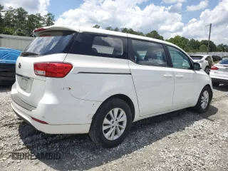 2015 Kia Sedona L with VIN KNDMA5C17F6022132, listed as a Copart auction lot 57431604 with 54,583 mi miles and Salvage Title. Bid and sale history available at carsss.com. Image 3.