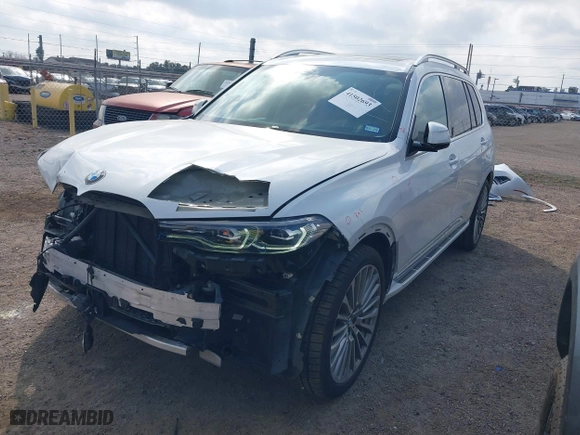2019 BMW X7 xDrive40i with VIN 5UXCW2C58KL082400, listed as a IAAI auction lot 41502693 with 47,224 mi miles. Bid and sale history available at carsss.com. Image 18.