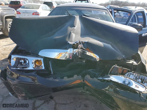 1998 Lincoln Town Car Signature with VIN 1LNFM82WXWY722418, listed as a Copart auction lot 42903105 with 0 mi miles and Salvage Title. Bid and sale history available at carsss.com. Image 12.