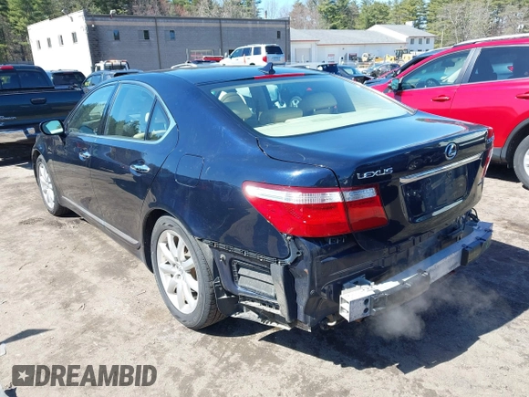 2008 Lexus LS with VIN JTHBL46F285055601, listed as a IAAI auction lot 41973808 with 227,315 mi miles. Bid and sale history available at carsss.com. Image 15.